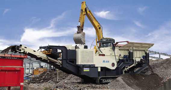 我国建筑垃圾日益严重，建筑垃圾移动式破碎机领域面临新的发展机遇。